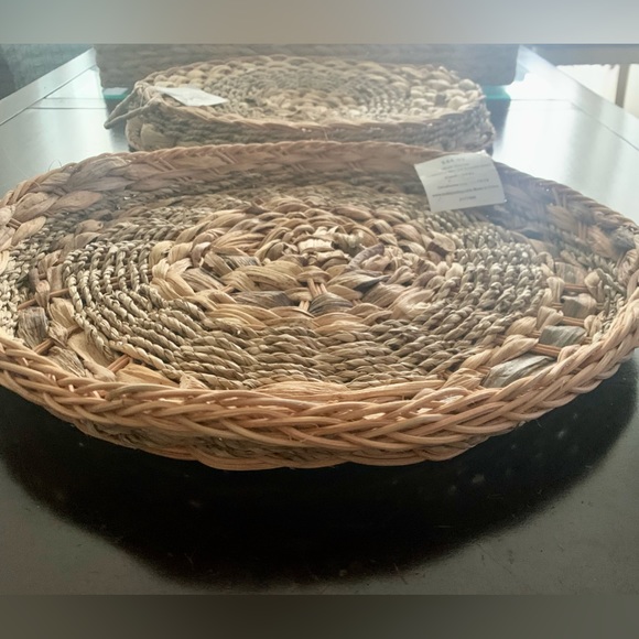 Hobby Lobby Round Woven Tray Wall Decor Set of 2 - Picture 4 of 6